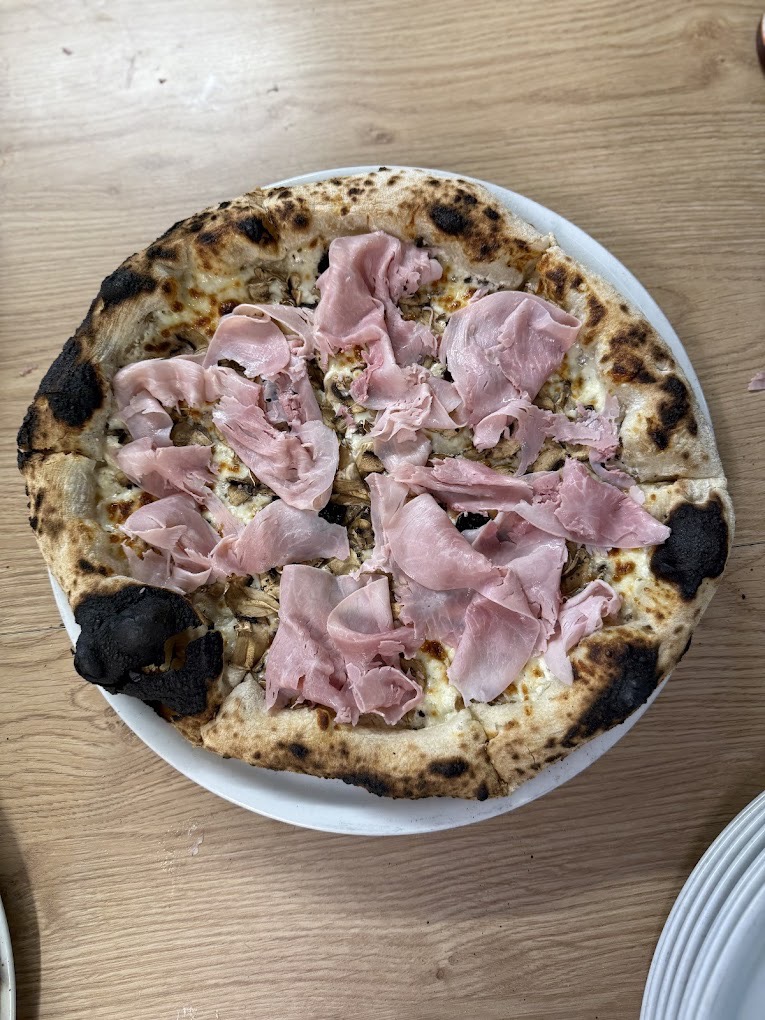 Jambon – pizza artisanale Saint-Tropez